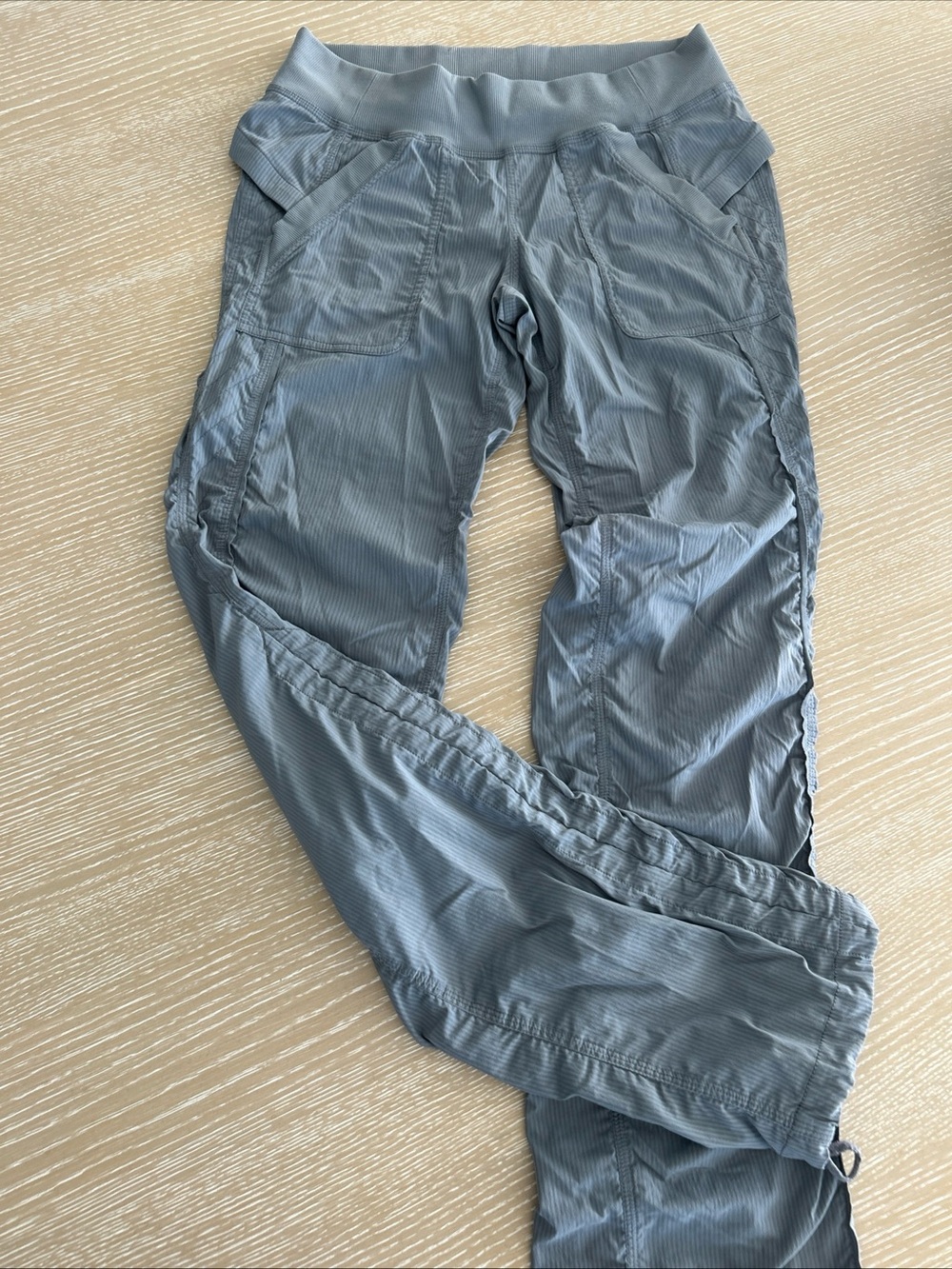 Lululemon Dance Studio Track Pants Women’s 8 Gray Pinstripe Mid Rise Pockets - Picture 7 of 9